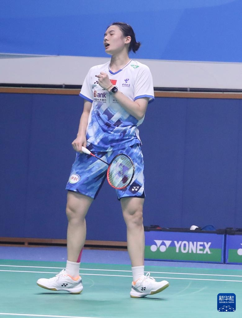 紧咬比分 紧咬比分