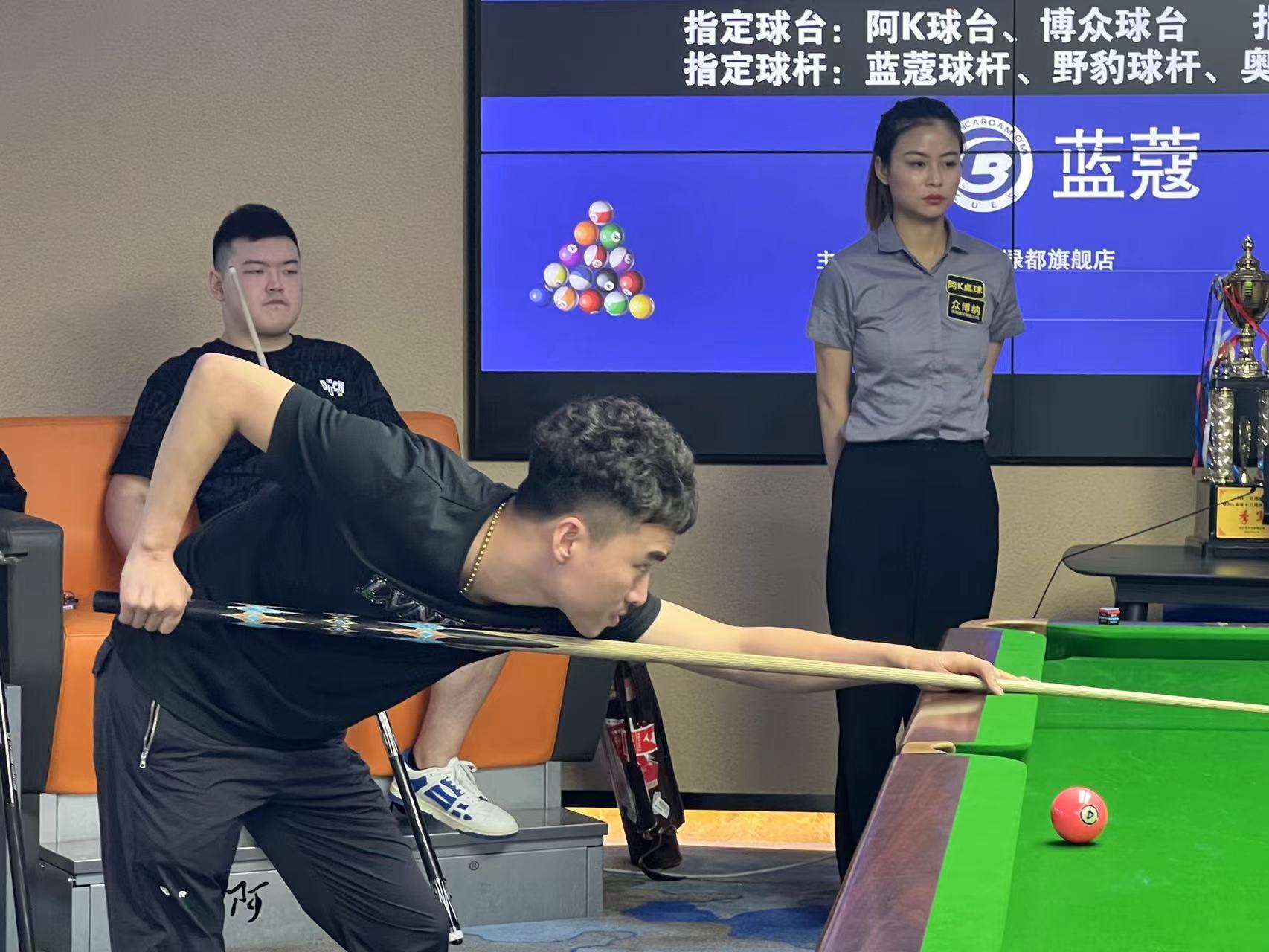 点不合时宜 点不合时宜