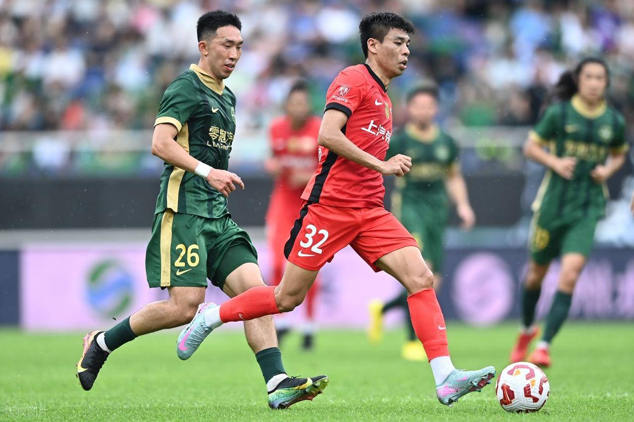 他在国际比 他在国际比